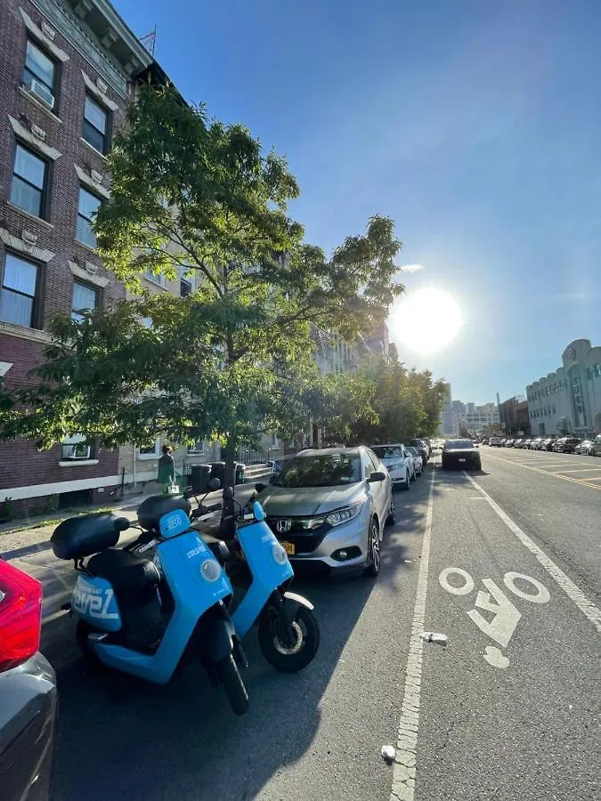 Accommodatie bij particulieren Elegant Private Room Close To Manhattan! - Room Is In A 2 Bedrooms Apartament And First Floor With Free Street Parking New York Verenigde Staten